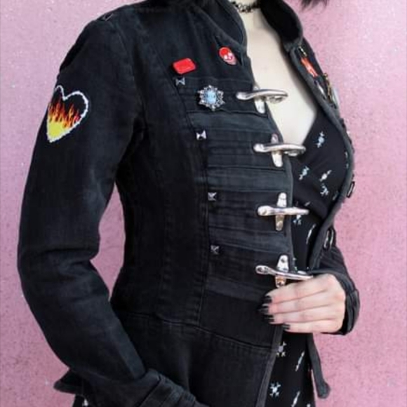 SOLD! ⭐️Vintage tripp nyc custom hellfire/stone temple pilots buckle jacket! - Picture 12 of 13